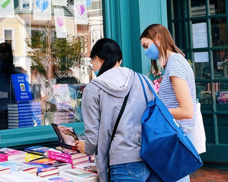 Teens browsing books